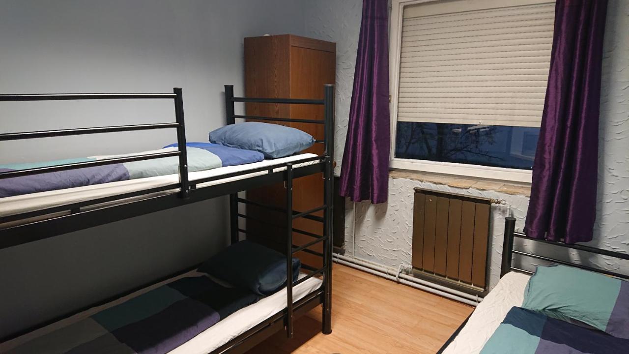 Pillango Munkasszallo Hostel Budapeszt Zewnętrze zdjęcie
