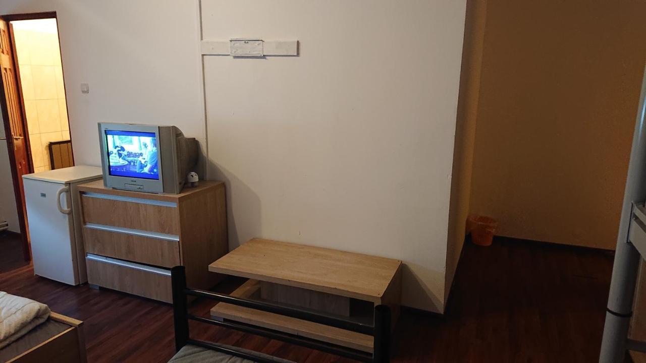 Pillango Munkasszallo Hostel Budapeszt Zewnętrze zdjęcie