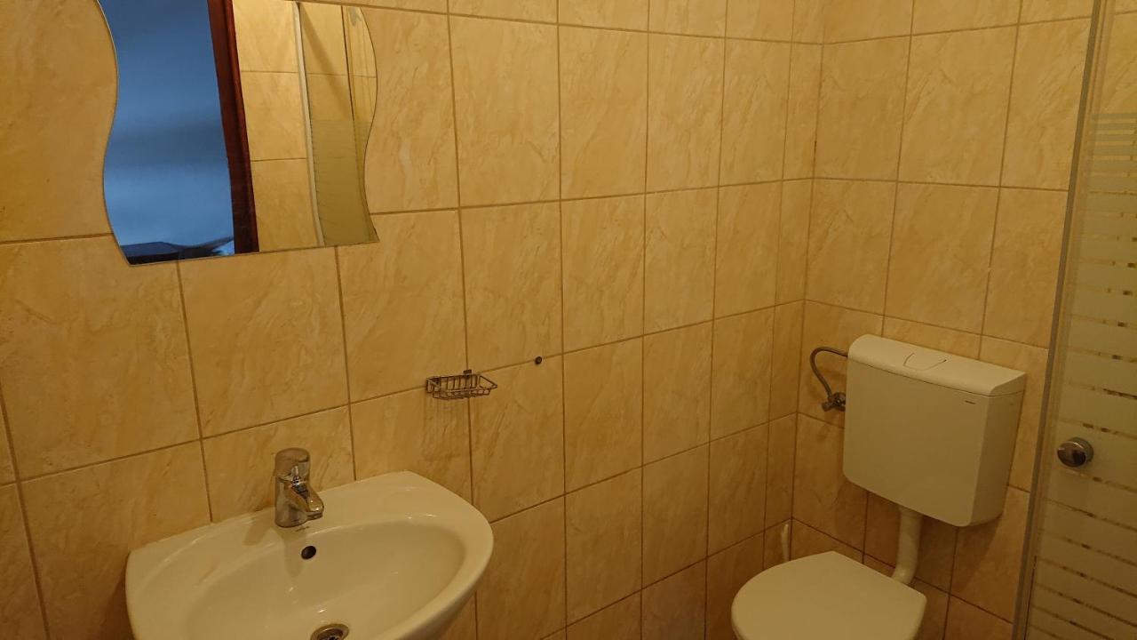 Pillango Munkasszallo Hostel Budapeszt Zewnętrze zdjęcie