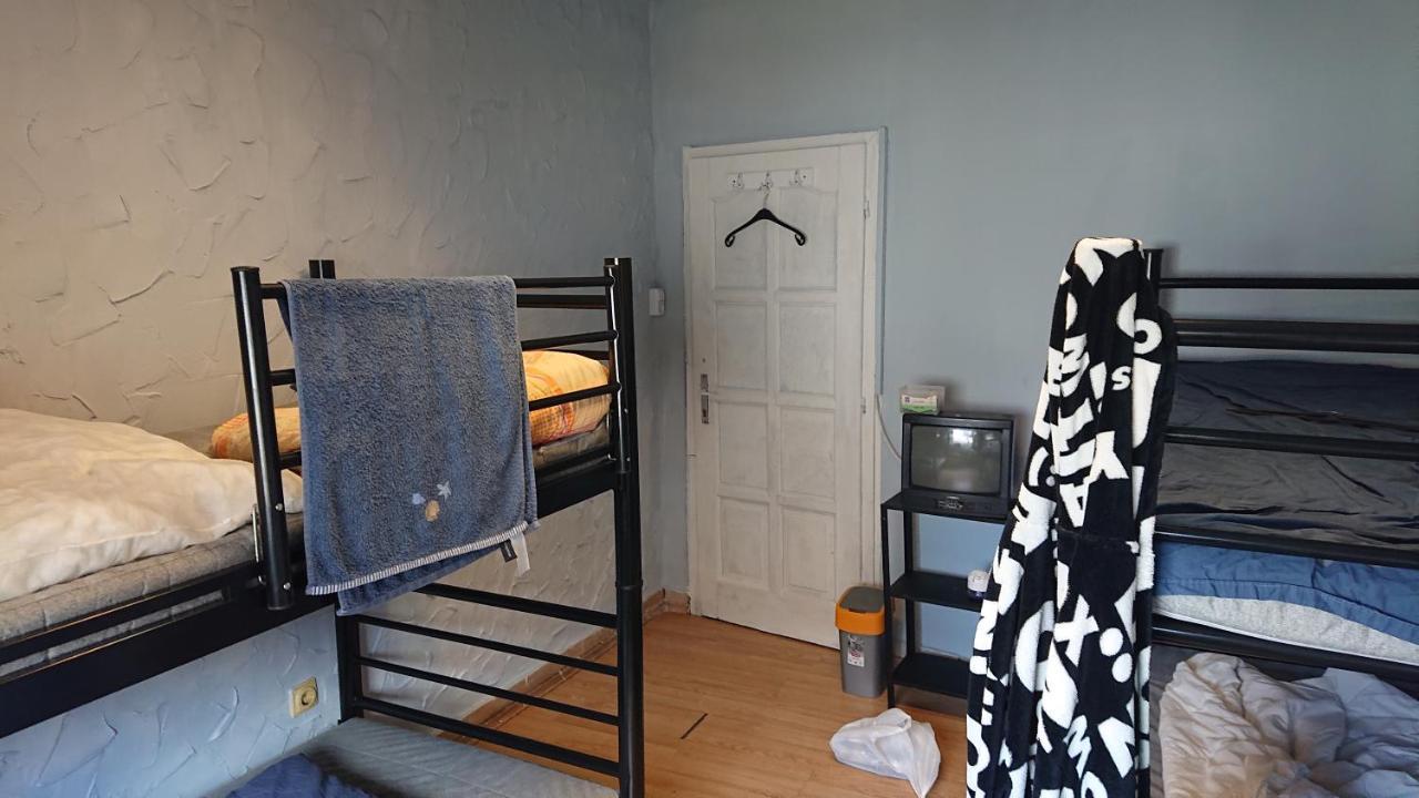 Pillango Munkasszallo Hostel Budapeszt Zewnętrze zdjęcie