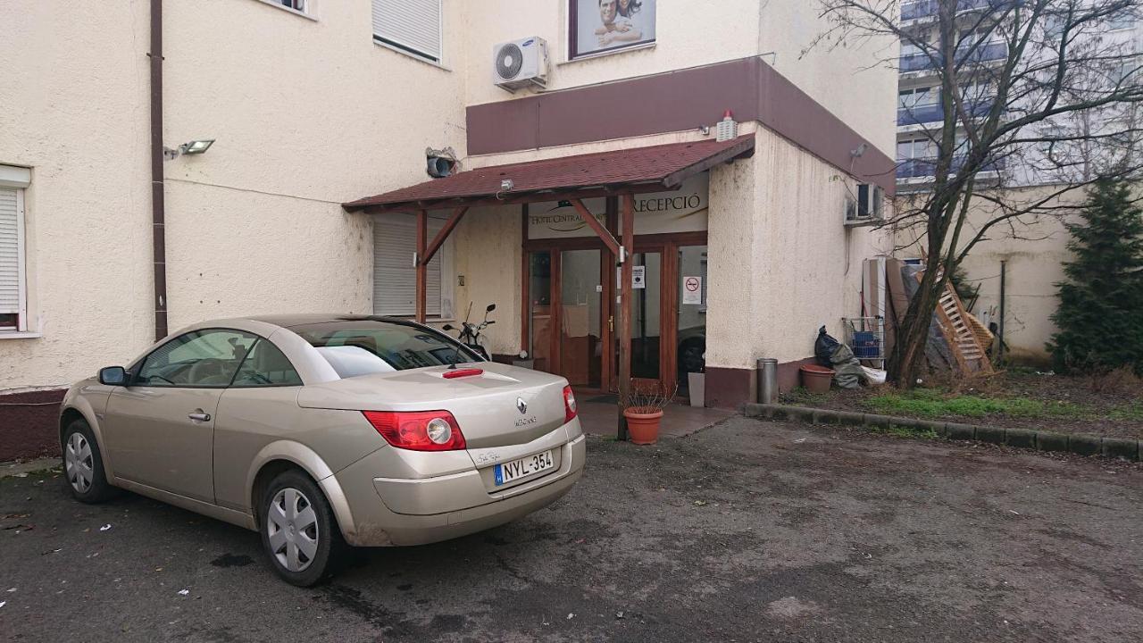 Pillango Munkasszallo Hostel Budapeszt Zewnętrze zdjęcie